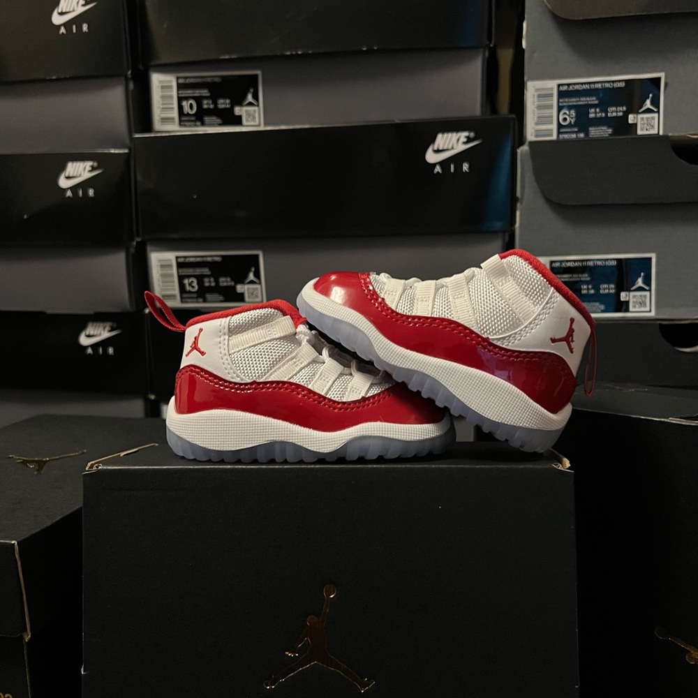 SHIPS NOW! TD Air Jordan 11 XI white varsity red Cherry 378040-116 size 4c - 10c - Picture 3 of 12